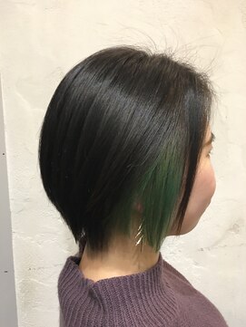 花鳥風月トータルビューティー ショート/インナーカラー/グリーン