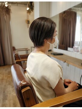 ヘアスペース リズム グリーン(Hair space Rizm green) お手入れ簡単ショート