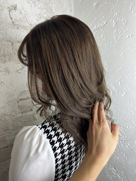 プライズ アイリス 池袋東口店(prize Iris) ベージュカラーイルミナカラー透明感