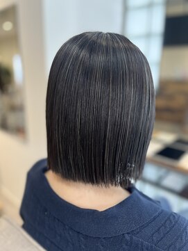 カルゥグラッシー(KALOU glassi) コントラストハイライトボブ【瀬口】