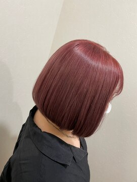 美容室ヒラトヤ 仙北店 20代30代色っぽ大人可愛い切りっぱなしボブうる艶バーガンディー