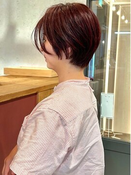 アトリエ(atelier.) カシスピンクカラー レッドカラー 大人ショート レイヤー