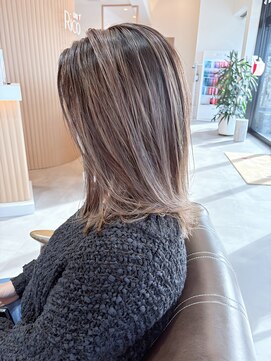 カットインリコ(CUT IN Rico) ハイライト【クリアベージュ】