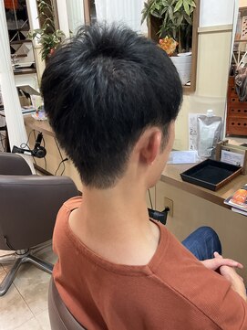 コアフィールフィス(COIFFURE fils) 【見附　今町】メンズショート　清潔感　刈り上げ