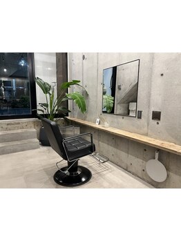 [本郷三丁目駅から徒歩すぐ]実力派スタイリストがマンツーマンで担当☆隠れ家で理想のスタイルに♪