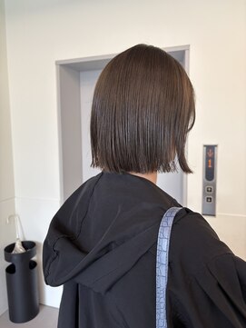 ローレンアオ(LOREN AO) 【LOREN AO】オリーブベージュ/ボブ