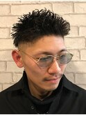 男らしい印象に◎ツイストパーマ×スパイキーショート