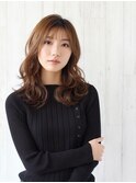大人可愛いデジタルパーマ×小顔レイヤーミディシースルーバング