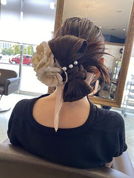 コワファースト 大分(COIFF1RST) 成人式/前撮り/リボン/タイト/カチモリ