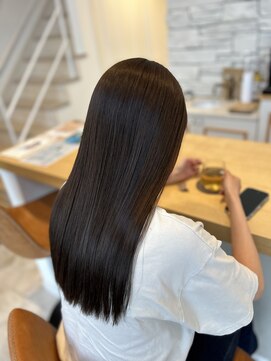 ベージュカラー