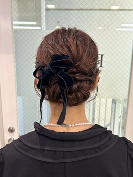 バンクスヘアー(BANK'S HAIR) ベロアリボン×低め編み込みシニヨン