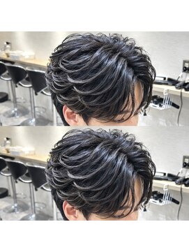 アイトーキョープラスシー 横浜(AI TOKYO+Sea) 横浜/高島町/フェザーパーマ/毛流れパーマ/センターパート