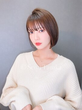 エル(elle) 30代40代大人かわいい小顔くびれワンサイドショートボブ前下がり