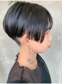 刈り上げ、ハンサムショート、ネイビー、ローライト