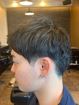 グリーディーフォックス 代々木(Greedy FOX) かき上げヘア/サイドパート/韓国マッシュ/フェードカット/代々木