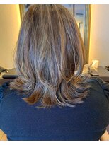 アリーナ 緑が丘店(arena) くびれレイヤースタイル