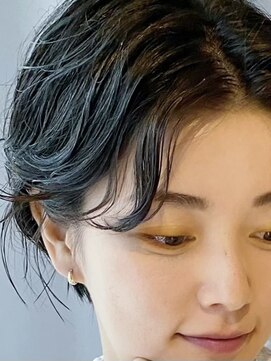 イトシテ ニュアンスショート【高橋　賢吾】