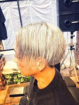 リベリオンヘアー(Rebellion hair) グレーシルバー