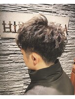 プレミアムバーバー 原宿店(PREMIUM BARBER produce by HIRO GINZA)&nbsp;アイロンパーマ×アップバング