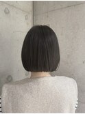 切りっぱなしボブ　暗髪オリーブグレージュ　おおたかの森