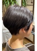 ショートボブ
