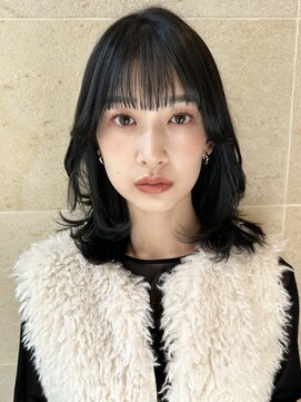 ビュートリアム265(BEAUTRIUM 265) ミディアム/くびれレイヤー/レイヤーカット/顔周りカット/銀座