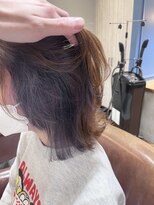 ラ タント(L'attente)&nbsp;レイヤーカット／インナーカット/くびれ