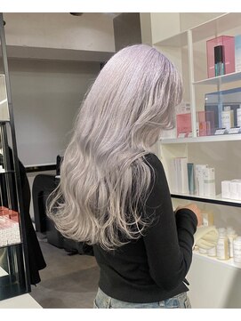 ベレーザ 渋谷(BELEZA) 6979ニュアンスカラーシルバーアッシュハイトーンカラー韓国ヘア