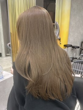 シティ(CITY) ツヤ髪シアーベージュカラー×髪質改善トリートメント【CHICA】