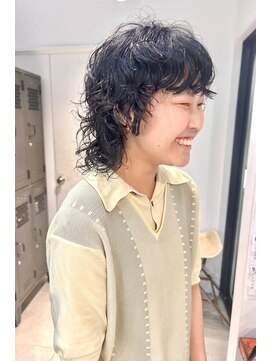 ナループロアツム(Nalu pu loa Tsum) ミディアムウルフ/ウルフパーマ/ウェーブパーマ