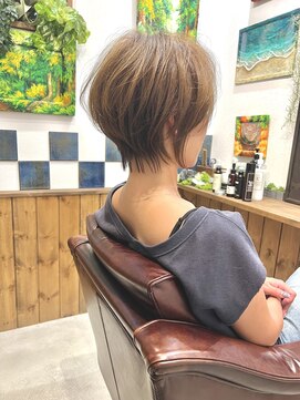 ベコホーム(BE CO HOME) 格好良さと女性らしさの絶妙なバランスなショートボブ♪