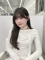 エヌアイ オモテサンドウ(ni omotesando)&nbsp;オリーブベージュ/ブリーチなしカラー/レイヤーカット 上野