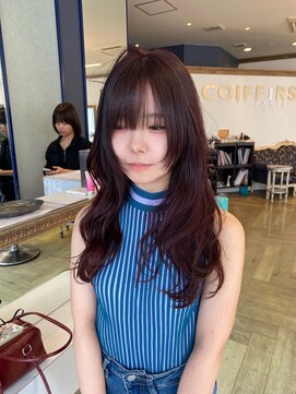 コワファースト 大分(COIFF1RST) フェイスレイヤー/レッドカラー/赤髪/レイヤー