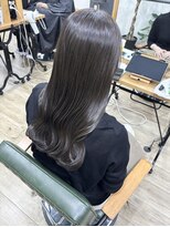 ピフデザイン(pifdesign)&nbsp;透明感のあるオリーブグレージュ