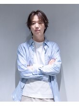 ネウィ アンフィール(newi anfeel) 東田 啓吾