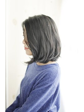 オティアプラスエヌ(OTTIA+n) 20代30代40代　やさしい春色・美形ロブ【松山】