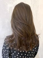 アイティーバイアルバム 下北沢店(IT by ALBUM)&nbsp;オリーブベージュレイヤーカット_グレージュカラーボブ_ba403591