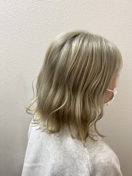 オンリー ヘア(ONLY HAIR) ホワイトベージュ