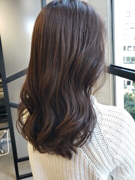 ラフランクリー(la frankly) 20代30代/くせ毛カバー/透明感ショート/ツヤ髪