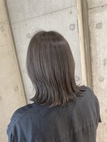 リビンバイアフロート(Livin by afloat) 肩ラインボブ　ラテグレージュ　おおたかの森