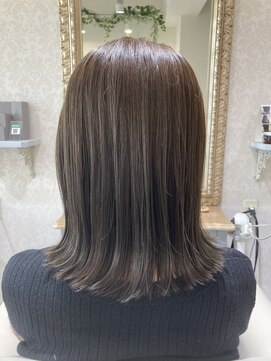 ラ ブランシュ 大宮(La Blanche) 大宮/大人ガーリー/チョコレート/モード/プリカール/ハイライト