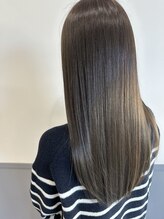 ラルジュヘアイコール(Large hair equal =) カーキーグレー