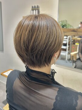 カルゥグラッシー(KALOU glassi) 大人可愛い＊似合せショート[寺野克]30代40代50代