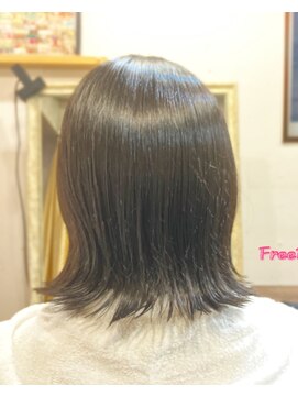 フリーダムデザイン(FreeDoM Design hair&nail) 外はねボブ