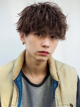 オーシャントーキョー 原宿(OCEAN TOKYO) 波巻きパーマツイストスパイラルパーマツーブロックハイトーン