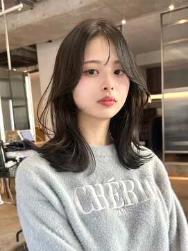 ウェイズ トウキョウ(Ways TOKYO) ミディアムレイヤー × 2wayバング