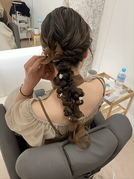 リル(re'll) 《花屋併設》編みおろし［酸性ストレート/ヘアセット]