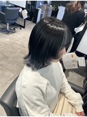 派手すぎないデザインカラー&ウルフカット