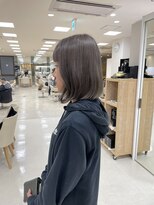 ケンジ 平塚ラスカ店(KENJE) ハイトーン/ミルクティーベージュ/ブリーチカラー