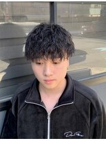 メンズフィール 南森町(MENS FEEL)&nbsp;スーツ短髪ツーブロック束感モテる黒髪ツイストスパイラル流行